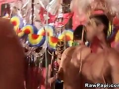 super hot latino homosexuell party endet mit homosexuell paar bareback
