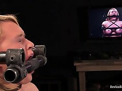 krissy lynn dans krissy lynn chaud blond californien, les visages de lorgasme, la surcharge! - devicebondage
