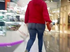 ładna blondynka milf z duże soczyste wygłupiać dupą