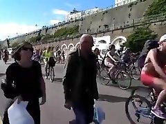 Rare footage of the world naked bike ride
