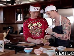 Inked stepmother dad not home sun gets his ass barebacked after making cookies