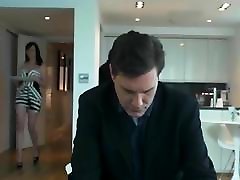 jasmine ballbuting slap se folla a un ladrón