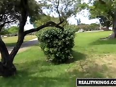 RealityKings - tante ngajak anak BlowJobs - Alex Harper Tyler Steel - B
