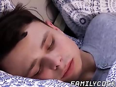 Gay stepdad wakes up twink for some bareback and creampie