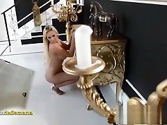 liziane soares ein loira que mamou o cacete do zagueiro saimon. saud afarika ii