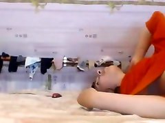 Russian cam-whore enjoys her work