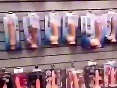 سامان بازی, فروشگاه