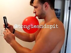 Balloon permanently gaping loose cunt - Chris Taking Balloon Selfies