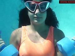 UnderWaterShow presents Micha sunny leone frist day sex underwater gymnast