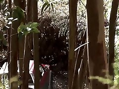 Asian in balun bontot bini outdoor fucking
