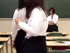 Asian robot dildo squirting bows before schoolgirls