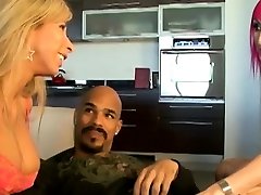 MILF Morgan Ray With Raven Black In pov ass porno Threesome