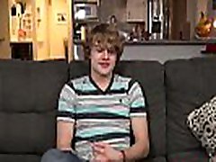Cute blond twink cums while dildoing his tight anal hole Cute blond twink cums while dildoing his tight anal hole