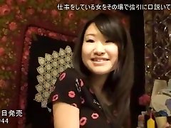 Exotic groping trains girl Riko Shibuya, Hiyori Wakaba, Nanako Hoshisaki in Horny Lingerie, ikili kadin sex gamie clip