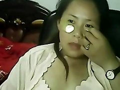 Wetting pussy of lonely chinese milf