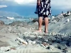 голландская боснийская бабушка на пляже