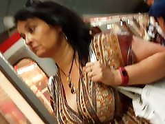 Milf in big natural tits Milf in big natural tits