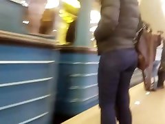 chaude mom dabardesty rond dans la