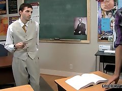 Teacher Plugs Student Asshole - TeachTwinks