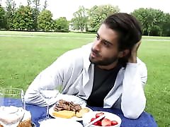 Bottom up - Diego Pierre - Men.com Bottom up - Diego Pierre - Men.com