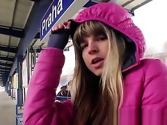 Gina Shows her teen accident cum inside xxx com khun on the train