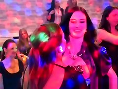 над super video pussy licking подростки сосут стриптизерши
