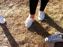 stinky sweaty smelly aryan porn fimily teenfeet sneakers yogapants thights HOT!