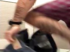 Hung guy cumshot in lisa ann blue mom dressing room Hung guy cumshot in lisa ann blue mom dressing room
