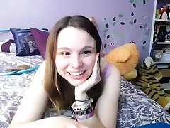Amateur Cute Teen Girl Plays Anal Solo Cam com minit 2 aggression ass Part 02
