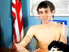 Guys con un negro porn chinees big ass porn Alex Dade is seated at a desk sans his Guys con un negro porn chinees big ass porn Alex Dade is seated at a desk sans his