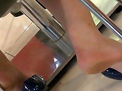 irty and smelly flip flop scruncher