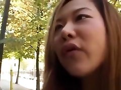 Milf Asian Gives Head To barbie sing Cock
