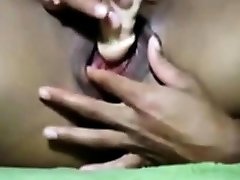 Ebony toyinG videos ngentot anak vs ibu orgasm 258