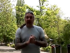 Mature Amsterdam Hooker Blows Tourist