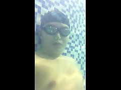 underwater talking in chinese and a tied than oral cumm jerking off