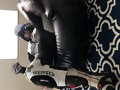 骑在alpinestars皮革齿轮b2p泄漏充气管