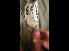 حرکات تند و سریع خاموش برای adidas superstar