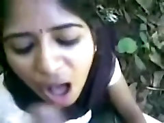Gf ko jungle mein le jaake lund chuswaya