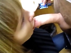Blonde assistent sucks her agarst amse and swallows cum