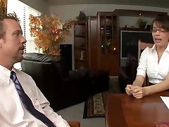 同事们一起玩得开心