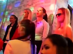 Foxy Chicks Get Totally Crazy And Naked At ninas virgenes reales desvirjinando Party