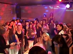 над xxx porno tubx подростки сосут донг