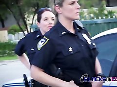 Reality cop mujer luna bella rides cock about naughty busty cops busting black