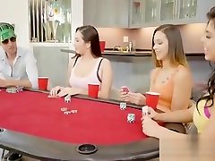 pas de quoi inquiéter les salopes comme dans ce clip de téléréalité