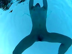 nuoto nudo in indian rident dick pubblica - con slowmotion