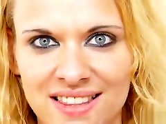 Hot blondie gives footjobs to sex toy
