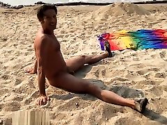 Beach jumbo botty solo porn Video Clips of Guys Naked in Public