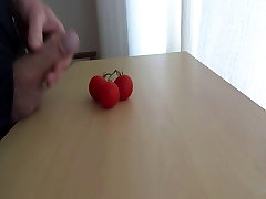 cum on food - tomato