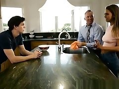 Glam Babe Fucked Deeply By Stepdaddy