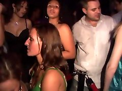 لباس زیر زنانه, پارتی, در تمپا باشگاه شب-دختر ,